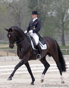Emma Hindle on Diamond Hit :: Photo © Astrid Appels