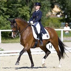 Verena van der Linde and Mitchell at the 2006 European Junior/Young Riders Championships :: Photo © Michael Rzepa