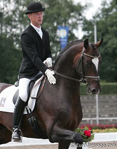 Dr. Ulf Möller on Sir Donnerhall :: Photo © Astrid Appels