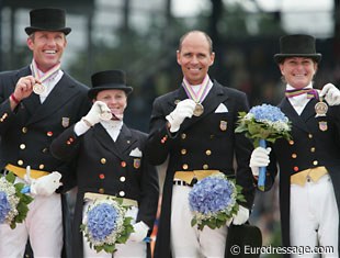 The U.S. Bronze Medal winning team at the 2006 World Equestrian Games: Guenter Seidel, Debbie McDonald, Steffen Peters, Leslie Morse :: Photo © Astrid Appels