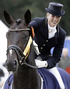 Anna Sophie Fiebelkorn on Benetton Dream at the 2007 Bundeschampionate :: Photo © Werner Ernst