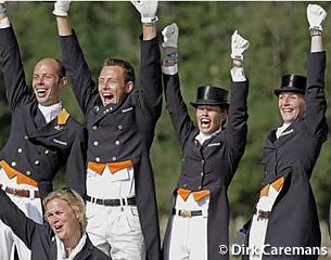 Historic team gold for The Netherlands at the 2007 European Championships :: Photo © Dirk Caremans