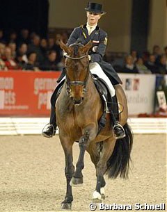 Victoria Max-Theurer and Augustin at the 2007 Nurnberger Burgpokal Finals :: Photo © Barbara Schnell