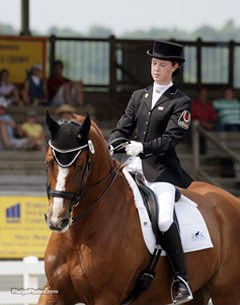 Jade Deter and Mastermind at the 2007 North American Young Riders championships :: Photo © Mary Phelps