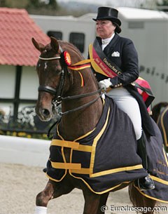 Bianca Kasselmann and Forum Zwei Win the 2008 German Professional Dressage Riders' Championships :: Photo © Astrid Appels