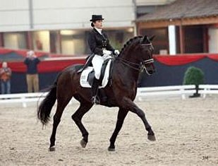 Lynne Maas and Salo at the 2008 Dutch Indoor Championships :: Photo © Jacob Melissen