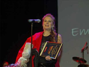 Emma Karlsson wins big at the 2008 Swedish Riders Gala :: Photo © Roland Thunholm