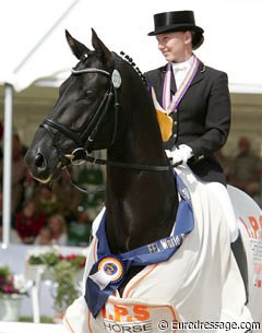 Jana Freund and Dramatic with the 2008 World Young Horse Championships :: Photo © Astrid Appels