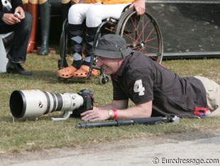 Digishots' Leanjo de Koster going all the way to shoot a small Jack Russel Terrier