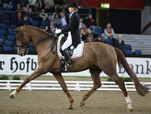 Lone Jorgensen and Donna Asana at the 2008 CDI Stuttgart