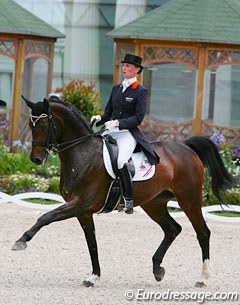 Imke Schellekens and Sunrise at the 2009 CDIO Aachen :: Photo © Astrid Appels