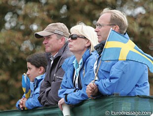 Swedish team trainer Hubertus Schmidt, Louise Nathhorst and chef d'equipe Bo Jena watching Minna Telde on Don Charly
