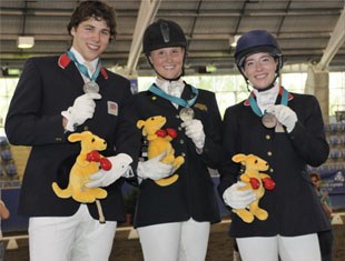 The 2009 AYOF Individual Podium: Charles Hutton (silver), Victoria Welch (gold), Jessica Dunn (bronze) :: Photo © Franz Venhaus