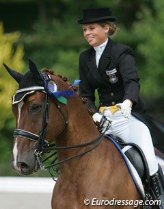 Sara Henriette Bergstrom Kallstrom and Diezel at the 2010 European Young Riders Championships :: Photo © Astrid Appels