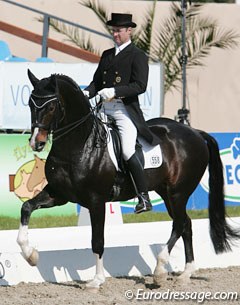 Ronald Lüders and Sancisco OLD at the 2010 CDI Hagen :: Photo © Astrid Appels