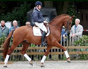 Nikki Schaap aboard Zjengis Khan (by Rousseau x Rubinstein I)