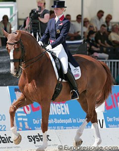 Laura Bechtolsheimer and Mistral Hojris at the 2010 CDI Lingen