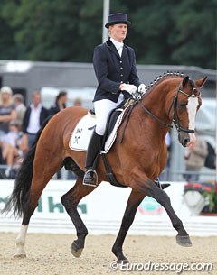 Claudia Rüscher and Lissaro van de Helle win silver at the 2010 World Young Horse Championships :: Photo © Astrid Appels