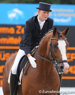 Claudia Rüscher and Lissaro van de Helle at the 2010 World Young Horse Championships :: Photo © Astrid Appels