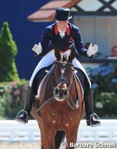 Laura Bechtolsheimer wins the Kur tour aboard Andretti (by Aarking xx) :: Photo © Barbara Schnell