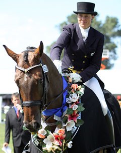 Vanessa Way and KH Arvan win the 2011 Horse of the Year Show in New Zealand