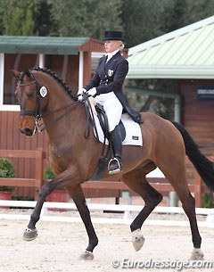 Anna Paprocka-Campanella on Westwind at the 2011 Sunshine Tour CDI in Vejer de la Frontera :: Photo © Astrid Appels