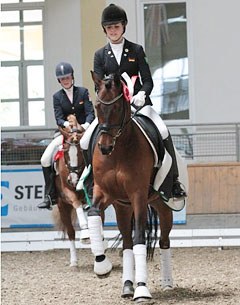 Lena Charlotte Walterscheidt on Lord Champion at the 2011 CDI Stadl Paura :: Photo © Georg Krammer