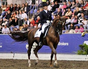 Rachael Sanna and Jaybee Alabaster at the 2011 Australian Championships :: Photo © Franz Venhaus