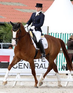 Terhi Stegars and Dalou Shan at the 2011 CDI Vierzon