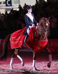 Adelinde Cornelissen and Parzival win the 2011 World Cup Finals in Leipzig, Germany :: Photo © Astrid Appels