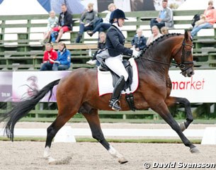 Sandra Sterntorp on Rausing at the 2012 CDI Falsterbo :: Photo © David Svensson