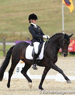 Lavinia Arl and Equestricons Epiascer at the 2012 CDI-P Leudelange :: Photo © Astrid Appels