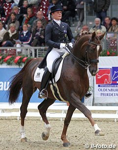 Australian Hayley Beresford rode a personal best score in the Special (72.467%) on her new ride, Bev Edwards' Jaybee Alabaster. 