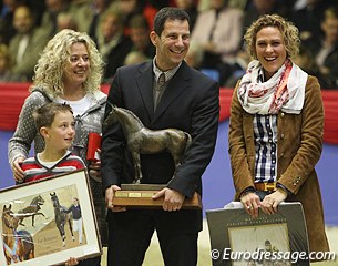 A breeder's dream: Jurgen Fetzer and his wife bred the Furstenball x Donnerschwee. Susanne Limbecker (right) owns the colt
