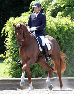 Emile Faurie on the Hanoverian branded Duke Ellington (by Dimaggio x Rotspon)