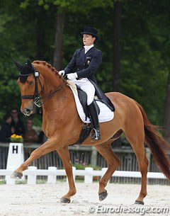 Julia Chevanne on Luciano (by Le Beau x Wandergesell) :: Photo © Astrid Appels