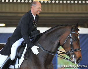 Steffen Peters and Legolas win the Grand Prix kur at the 2013 CDI Del Mar :: Photo © Photo © Lindsay McCall for HorseGirlTV.com