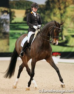 Dutch junior Rosalie Bos on Bolita (by Uptown)