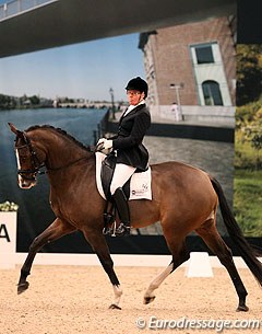 Judith Peeters on Aha (by Trento B)