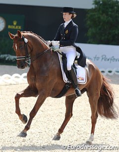 Laurence Vanommslaghe and Avec Plaisir at the 2014 CDIO Aachen :: Photo © Astrid Appels