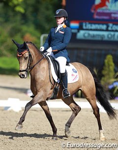 Lisanne Zoutendijk and Champ of Class at the 2014 European Pony Championships :: Photo © Astrid Appels