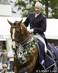 Bill Noble and Airthrey Highlander win the 2014 Horse of the Year Show in Hastings, New Zealand :: Photo © Libby Law