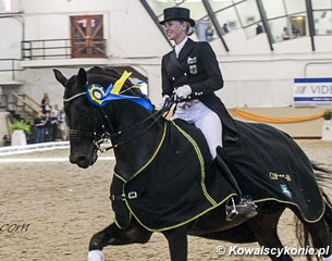 Jessica von Bredow-Werndl and Unee BB win the 2014 CDI-W Kaposvar :: Photo © Lukasz Kowalski