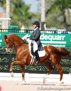 Catherine Haddad-Staller and Hotmail. The pair supports Mane Stream, a non-profit organization with a mission to improve the quality of life for individuals with physical, developmental and medical challenges through equine assisted activities