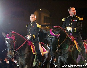 Colonel Patrick Teisserenc took over the reins from Colonel Jean-Michel Faure at the 2014 Musicals of Cadre Noir :: Photo © Silke Rottermann