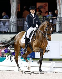 Lars Petersen and Mariett win the World Cup qualifier kur to music at the 2014 CDI-W Wellington