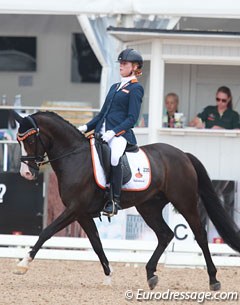 Rianne Kooistra and Diamonds are Forever at the 2015 European Pony Championships :: Photo © Astrid Appels