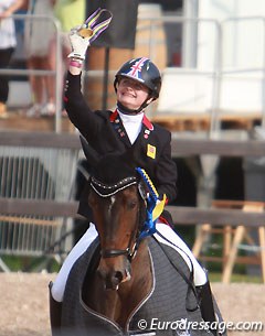 World record holder Phoebe Peters with the "Dujardin Medal Hold" in her lap of honour