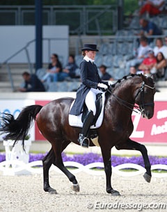 Polina Afanasieva on Flanagan