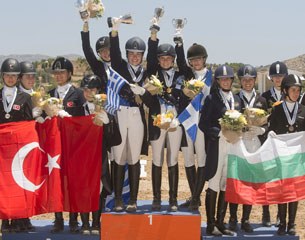 The Junior team podium at the 2016 Balkan Dressage Championshps 2016 in Athens (GRE): Bulgaria’s bronze medallists, the Greek champions, and Turkey’s silver medallists 